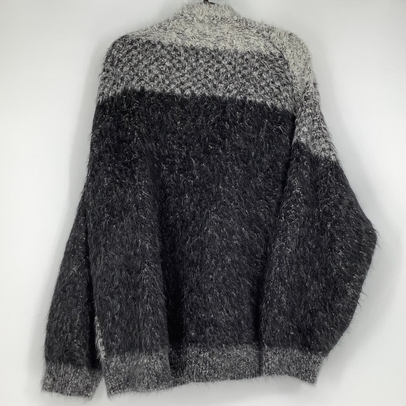 NEW! RE/DONE Size Small Oversized Crew Cardigan Black Ecru $550 msrp I10-1 - Picture 3 of 9